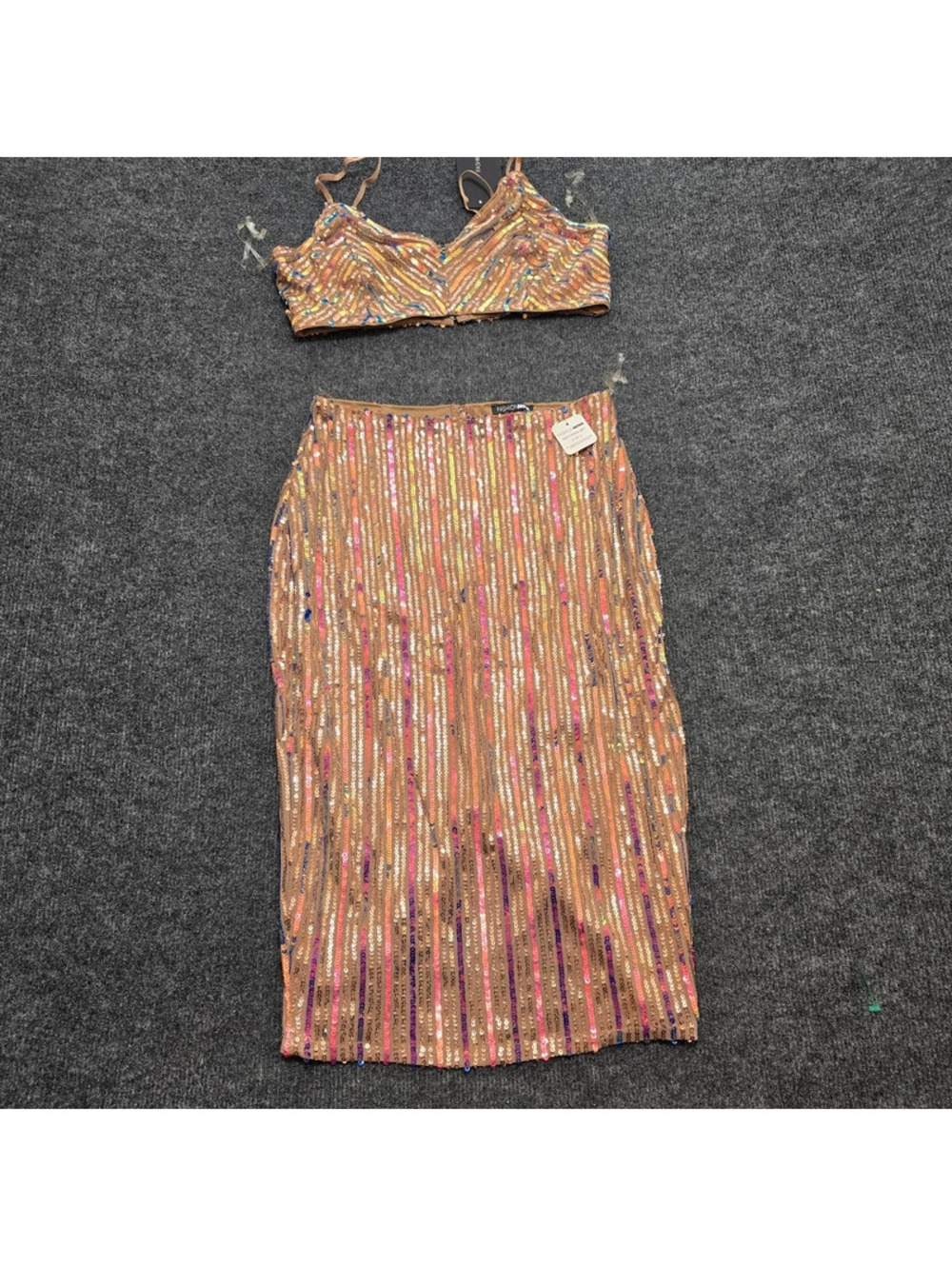 Fashion Nova Sequin Two Piece Set XL NWT Crop Top & Skirt Gold Iridescent